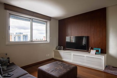 Sala de apartamento à venda com 4 quartos, 190m² em Vila Morse, São Paulo