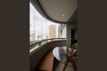 Apartamento à venda com 190m², 4 quartos e 3 vagasVaranda da Sala