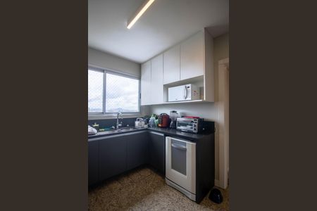 Apartamento à venda com 190m², 4 quartos e 3 vagasCozinha 