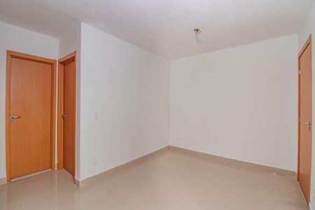 Sala de apartamento à venda com 2 quartos, 40m² em Chácara das Pedras, Porto Alegre