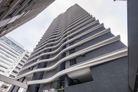 Apartamento à venda com 230m², 3 quartos e 3 vagasFachada