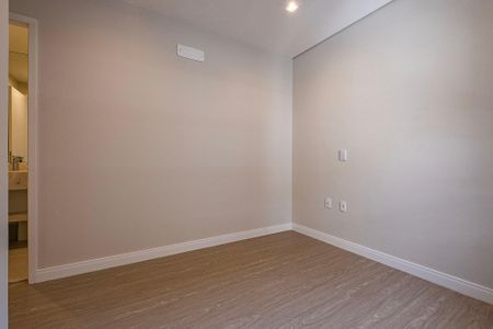 Apartamento à venda com 230m², 3 quartos e 3 vagasSuíte 2