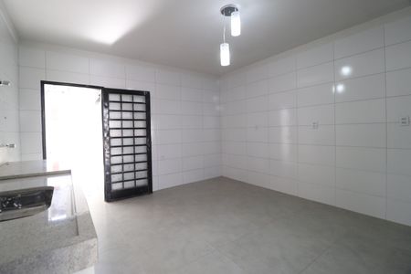 Casa para alugar com 350m², 4 quartos e 4 vagasCozinha