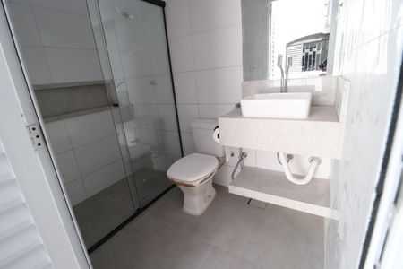 Casa para alugar com 350m², 4 quartos e 4 vagasBanheiro de serviço