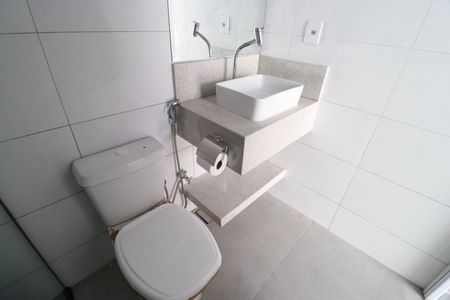 Casa para alugar com 350m², 4 quartos e 4 vagasBanheiro de serviço