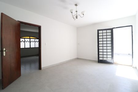 Casa para alugar com 350m², 4 quartos e 4 vagasSala 3