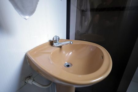 Casa à venda com 190m², 3 quartos e 3 vagas Casa à venda com 190m², 3 quartos e 3 vagasBanheiro 2