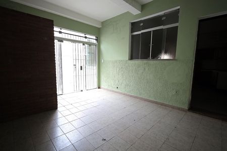 Casa à venda com 190m², 3 quartos e 3 vagasÁrea de Serviço