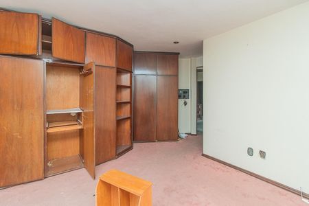 Casa à venda com 390m², 4 quartos e 6 vagasQuarto 5