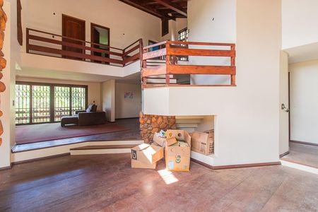 Sala de casa à venda com 4 quartos, 390m² em Cristal, Porto Alegre