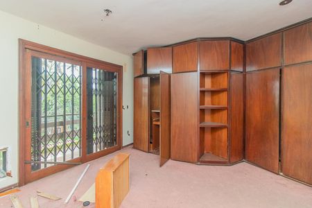 Casa à venda com 390m², 4 quartos e 6 vagasQuarto 5