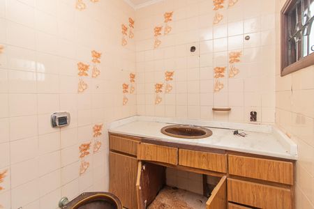 Casa à venda com 390m², 4 quartos e 6 vagasBanheiro Social