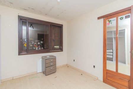 Casa à venda com 390m², 4 quartos e 6 vagasQuarto 4