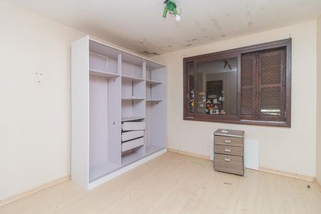 Casa à venda com 390m², 4 quartos e 6 vagasQuarto 4