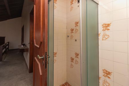 Casa à venda com 390m², 4 quartos e 6 vagasBanheiro Social