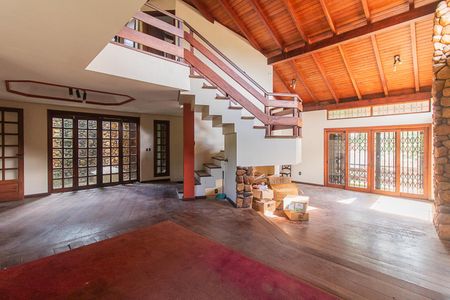 Sala de casa para alugar com 4 quartos, 390m² em Cristal, Porto Alegre