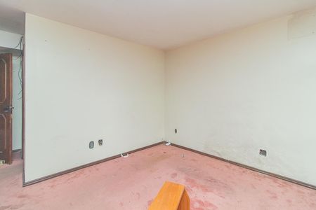 Casa à venda com 390m², 4 quartos e 6 vagasQuarto 5