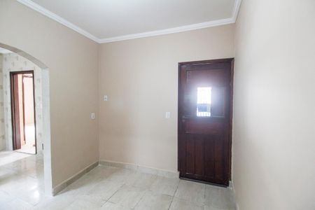 Casa para alugar com 63m², 2 quartos e sem vaga Casa para alugar com 63m², 2 quartos e sem vagaCorredor