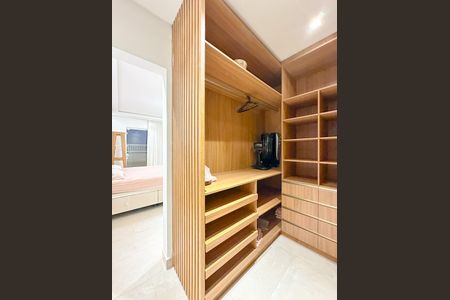 Apartamento para alugar com 160m², 3 quartos e 1 vagaCloset da suíte