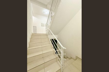 Apartamento para alugar com 160m², 3 quartos e 1 vagaEscada