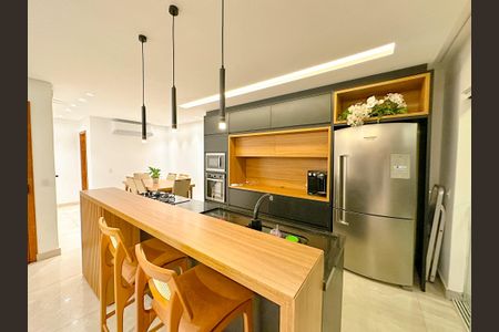 Apartamento para alugar com 160m², 3 quartos e 1 vagaCozinha