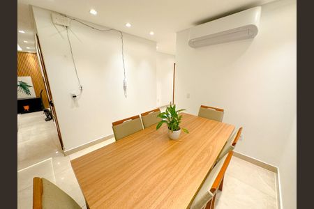 Apartamento para alugar com 160m², 3 quartos e 1 vagaSala de Jantar