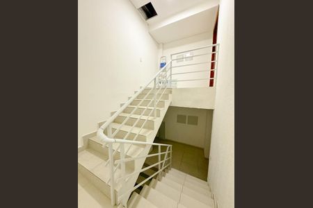 Apartamento para alugar com 160m², 3 quartos e 1 vagaEscada