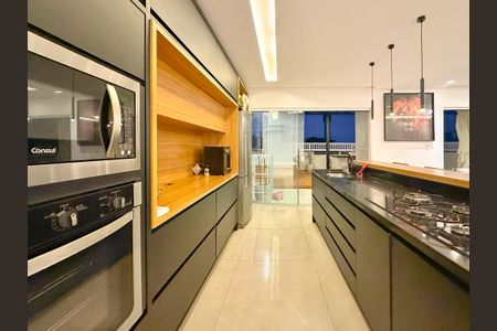 Apartamento para alugar com 160m², 3 quartos e 1 vagaCozinha