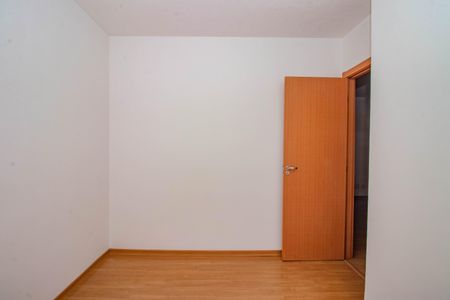 Quarto 2 de apartamento à venda com 2 quartos, 41m² em Chácara das Pedras, Porto Alegre