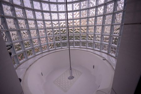 Apartamento à venda com 120m², 3 quartos e 3 vagas Apartamento à venda com 120m², 3 quartos e 3 vagasBanheiro da Suite