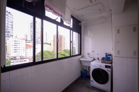 Apartamento à venda com 120m², 3 quartos e 3 vagas Apartamento à venda com 120m², 3 quartos e 3 vagasÁrea de Serviço
