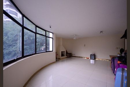 Sala  de apartamento à venda com 3 quartos, 120m² em Aclimação, São Paulo