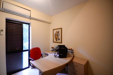 Apartamento à venda com 120m², 3 quartos e 3 vagas Apartamento à venda com 120m², 3 quartos e 3 vagasQuarto 2