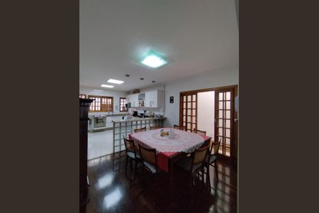 Casa à venda com 221m², 4 quartos e 2 vagasSala de Jantar