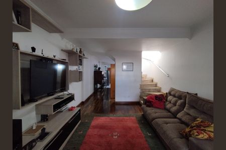 Casa à venda com 221m², 4 quartos e 2 vagasSala 