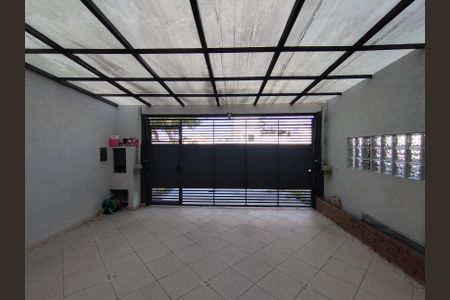 Casa à venda com 221m², 4 quartos e 2 vagasGaragem 