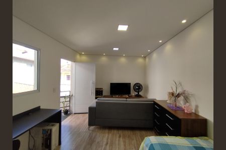 Casa à venda com 221m², 4 quartos e 2 vagasQuarto 