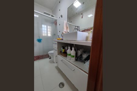 Casa à venda com 221m², 4 quartos e 2 vagasBanheiro - torneira