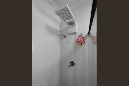 Casa à venda com 221m², 4 quartos e 2 vagasBanheiro - torneira