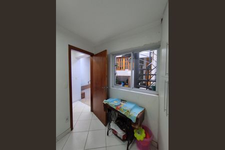 Casa à venda com 221m², 4 quartos e 2 vagasQuarto de Serviço