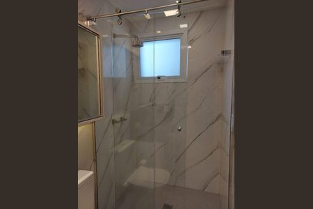 Banheiro de apartamento para alugar com 2 quartos, 79m² em Jardim Itu, Porto Alegre