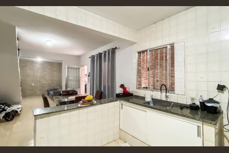 Casa para alugar com 80m², 2 quartos e 1 vagaCozinha