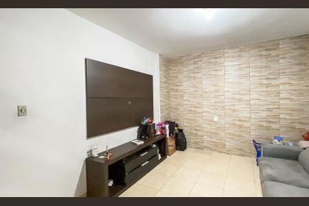 Sala de casa para alugar com 2 quartos, 80m² em Cidade Líder, São Paulo