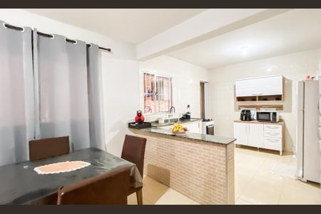 Casa para alugar com 80m², 2 quartos e 1 vagaCozinha