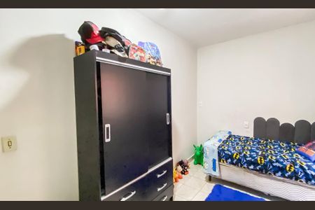 Casa para alugar com 80m², 2 quartos e 1 vagaQuarto