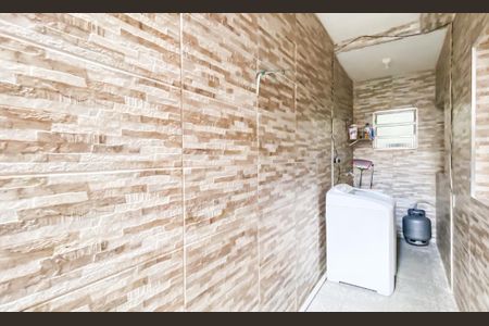 Casa para alugar com 80m², 2 quartos e 1 vagaÁrea de Serviço