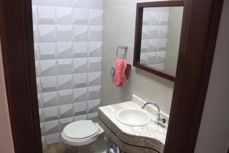 Casa à venda com 180m², 3 quartos e 3 vagasLavabo