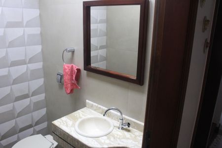 Casa à venda com 180m², 3 quartos e 3 vagasLavabo