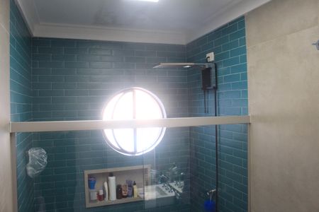 Casa à venda com 180m², 3 quartos e 3 vagasBanheiro