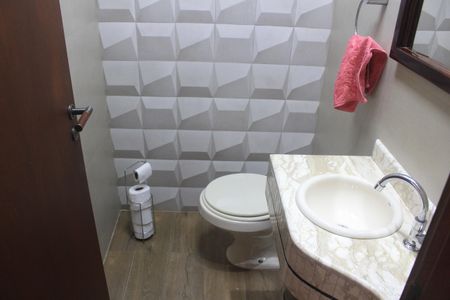 Casa à venda com 180m², 3 quartos e 3 vagasLavabo